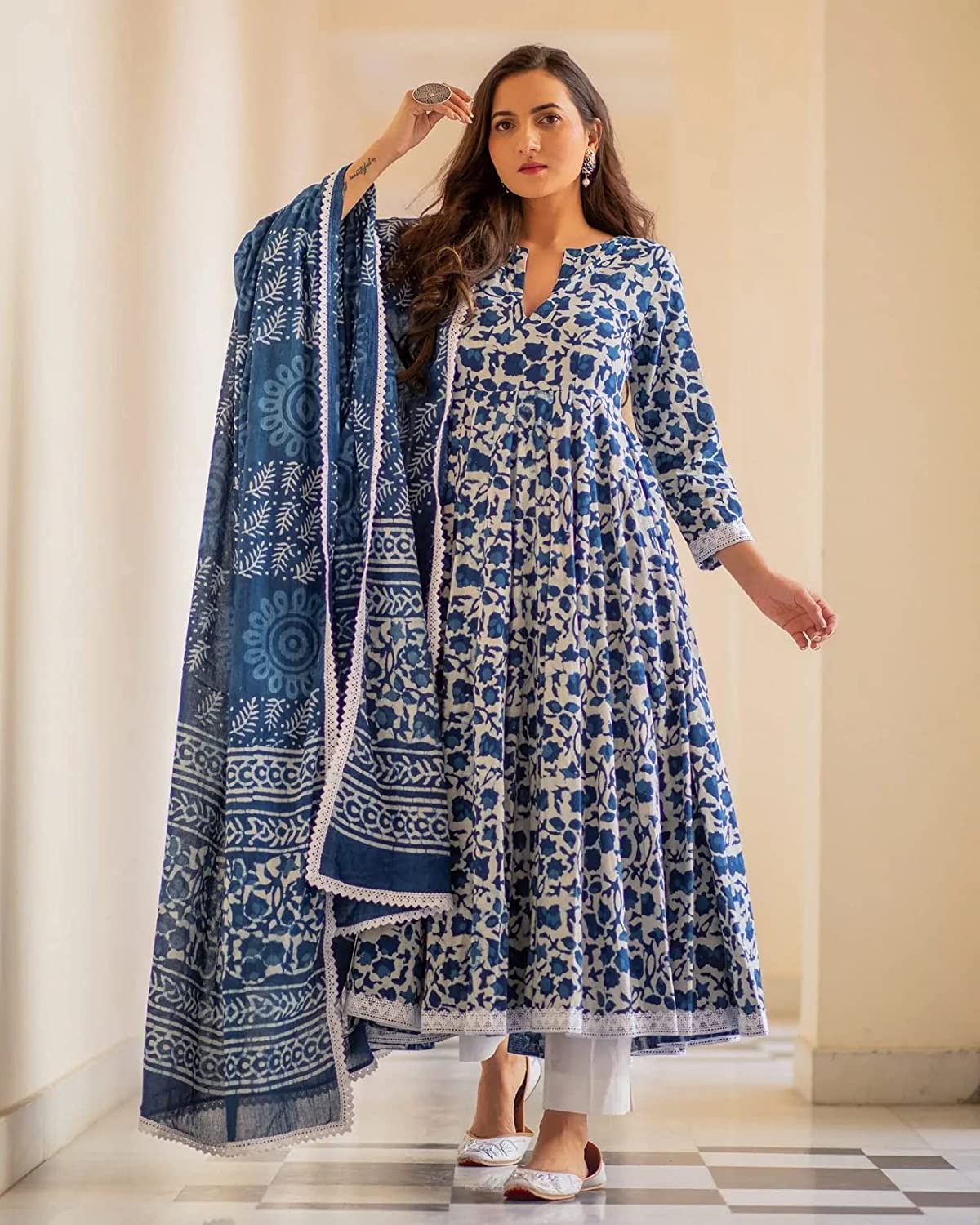 Anarkali Festive Kurta Set - view 2