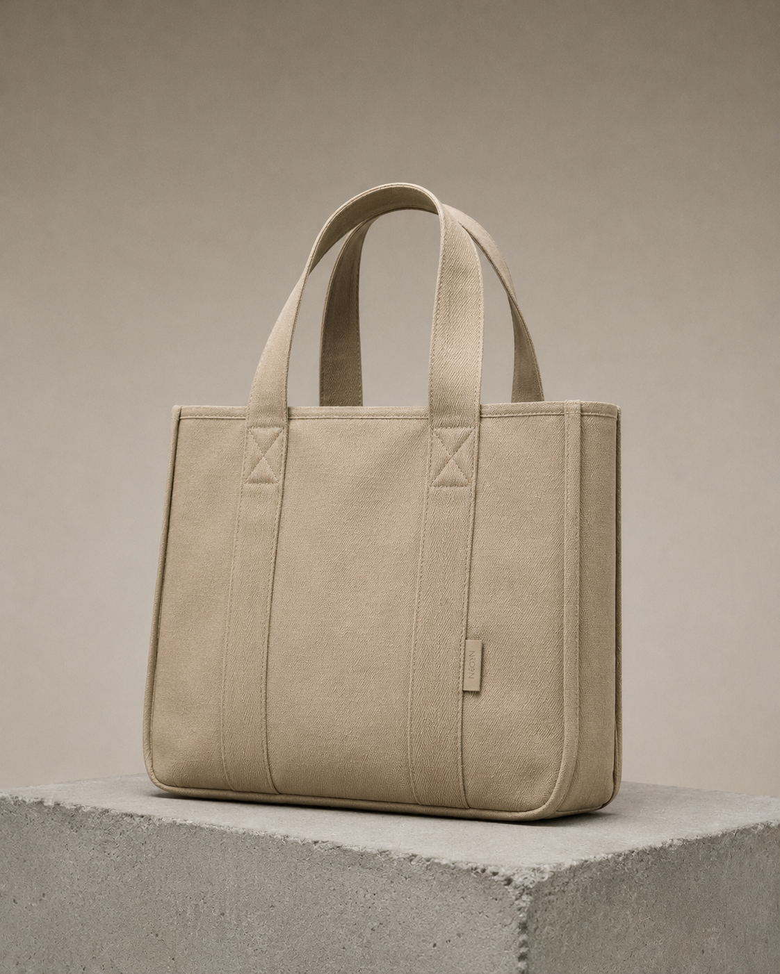 NOVA Notch Tote